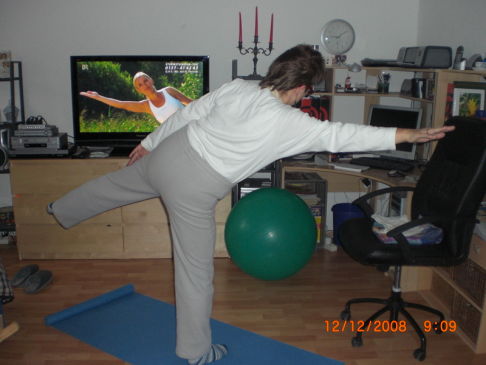 Picture of a cat / kitten / feline